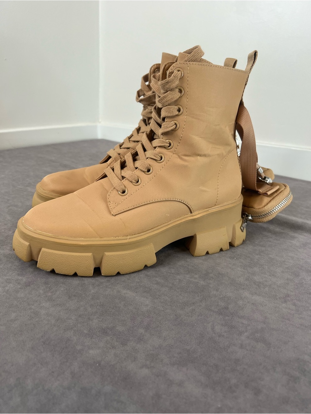 Steve Madden Tan Lace-Up Lug Sole Combat Boots